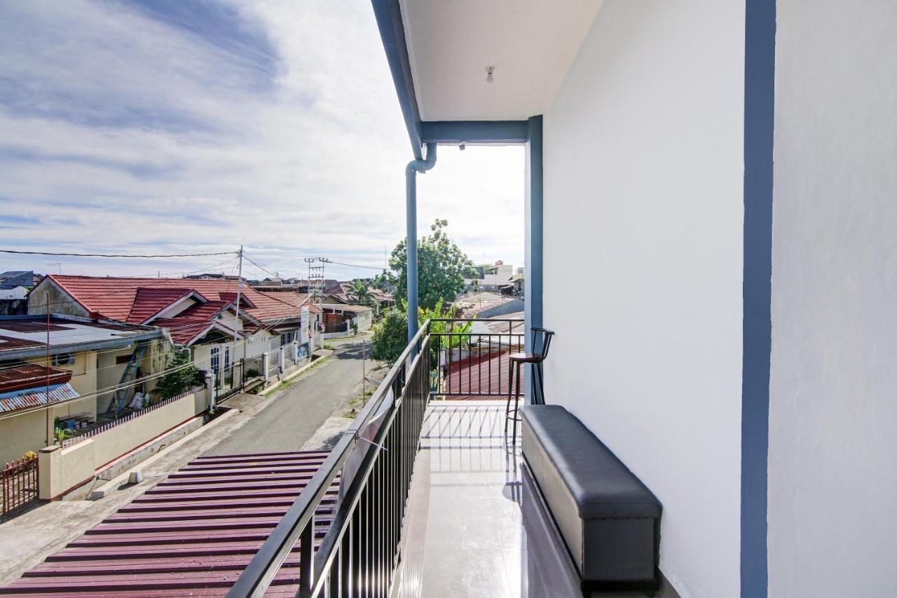 Oyo 90704 Nabila Residence Syariah Padang  Eksteriør bilde