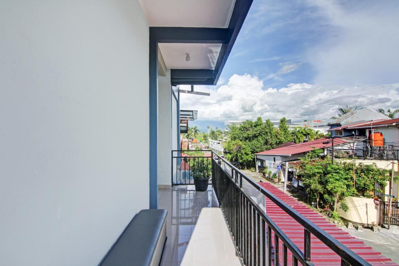 Oyo 90704 Nabila Residence Syariah Padang  Eksteriør bilde